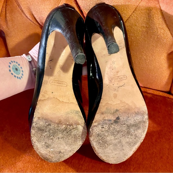 Coach black patent leather platform pumps, size 8B - Picture 3 of 10